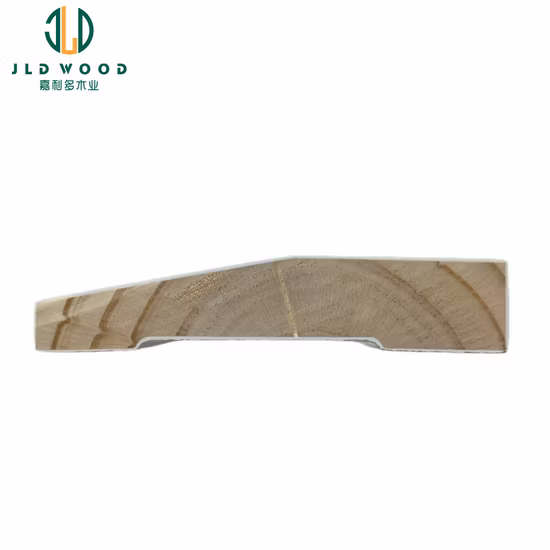 Grundierte dekorative Zierleiste für Türpfosten aus Holz